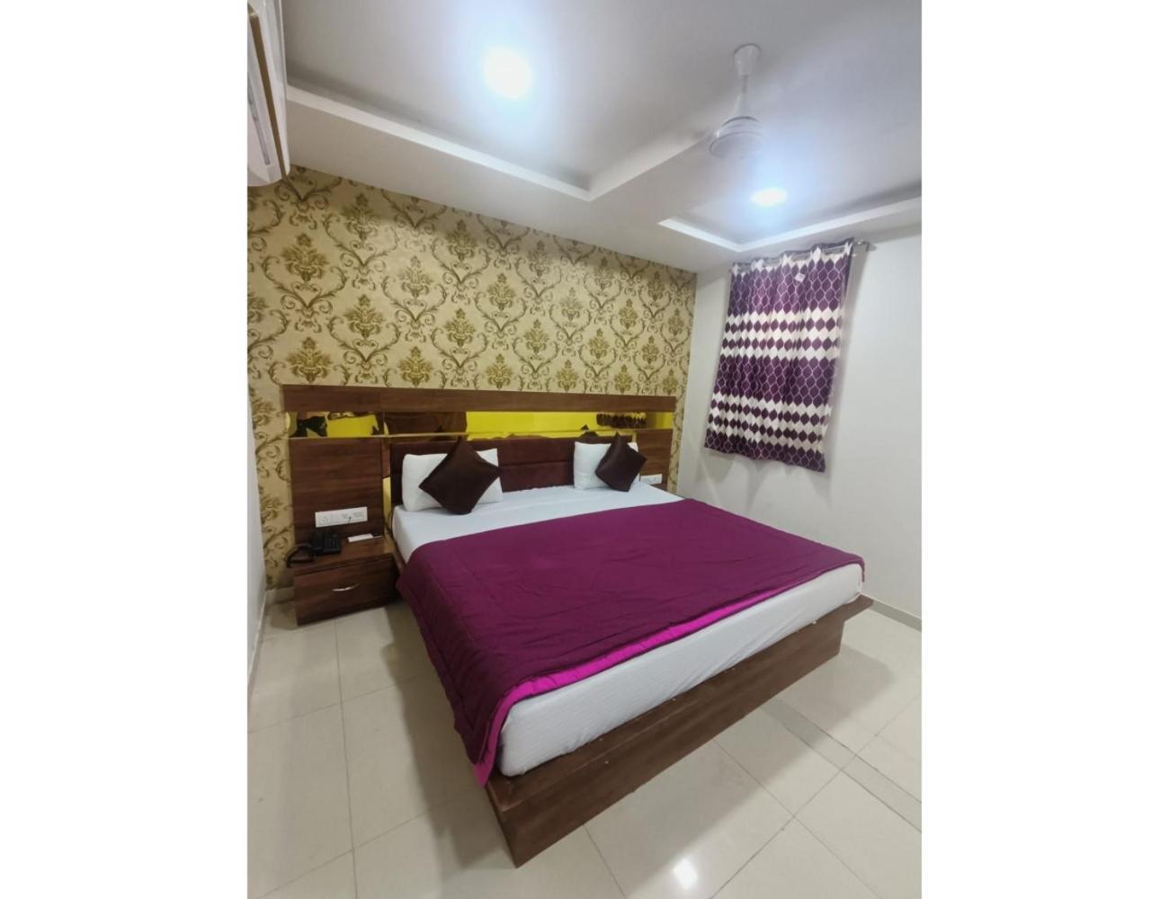 Hotel Paradise, Naroda Ahmedabad Exterior foto