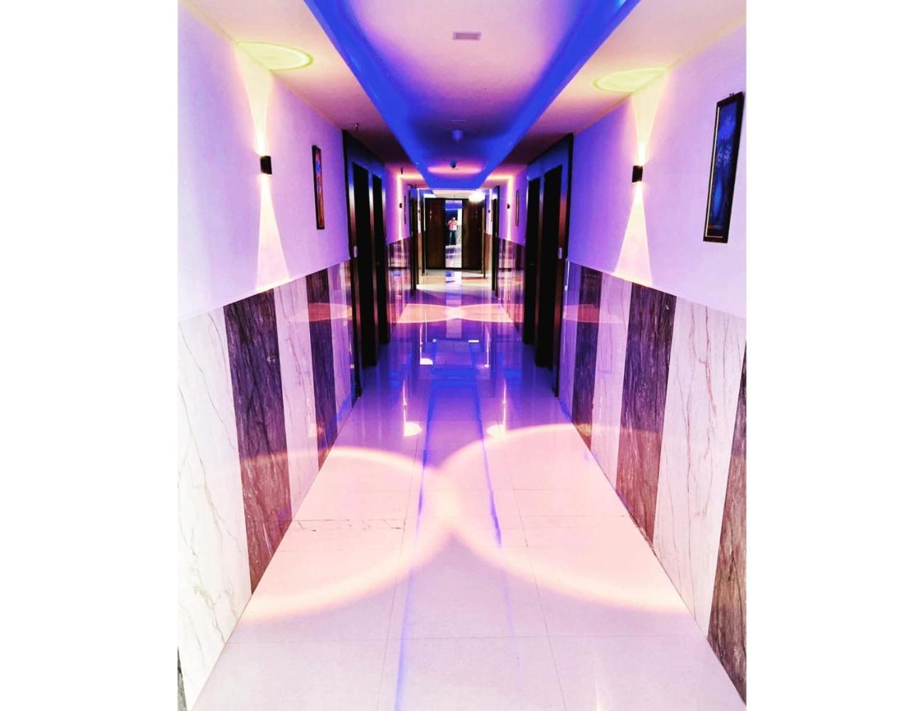 Hotel Paradise, Naroda Ahmedabad Exterior foto